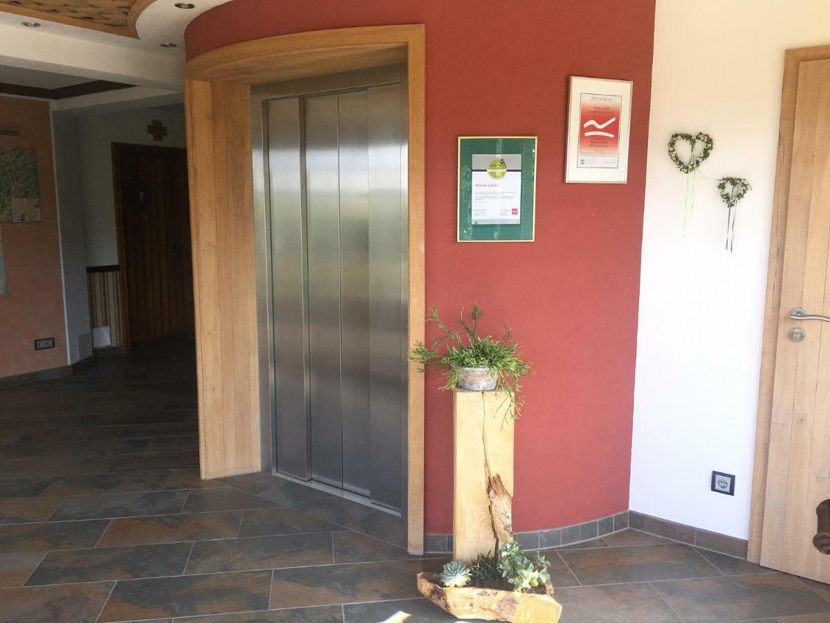 Pension Und Ferienwohnung Schuette Schmallenberg Εξωτερικό φωτογραφία